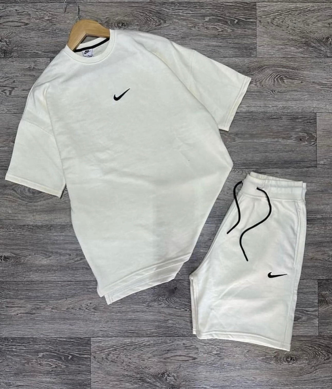 CHANDALE NIKE